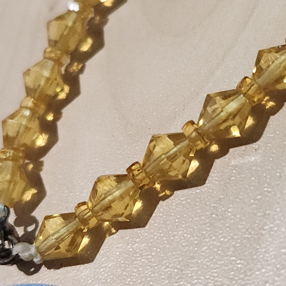 Vintage Circa 1960 Amber Glass Bead Necklace - Picture 5 of 6